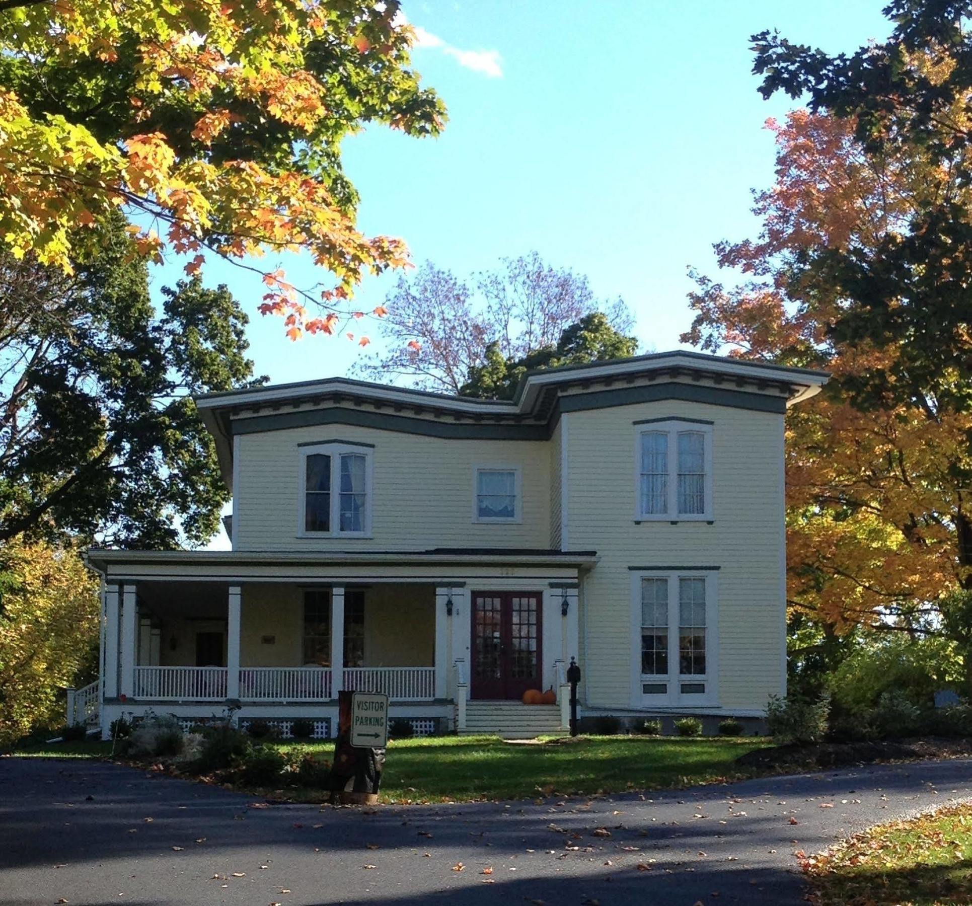 Finger Lakes Bed And Breakfast Penn Yan Exteriör bild